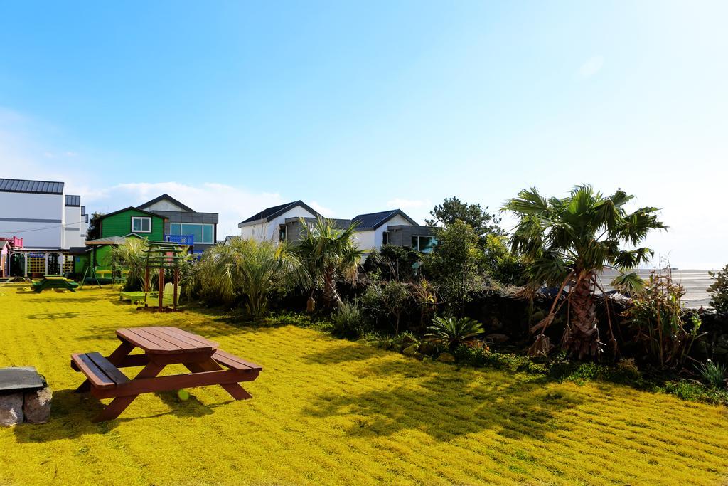 Haevichi Pension Seogwipo-stad Buitenkant foto