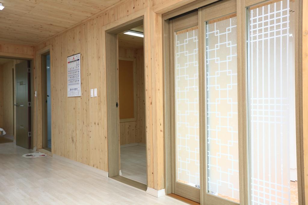Haevichi Pension Seogwipo-stad Buitenkant foto